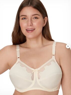 Flower Bali Underwire Bra Size 34DD Light Beige Full-Coverage Sheer Floral Bow